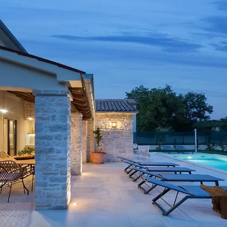 Willa Casa Mostia With Private Pool